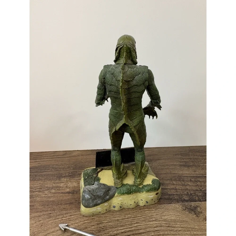 Universal Monsters Creature From The Black Lagoon 8.5